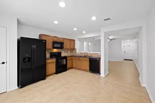 8825 Stambourne St, Austin, TX 78747 - Photo 11