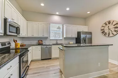 207 Fairlake Circle, Lakeway, TX 78734 - Photo 9