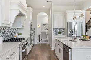 2420 Legend Trl, Leander, TX 78641 - Photo 9