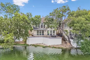 347 The Hills Dr, The Hills, TX 78738 - Photo 37