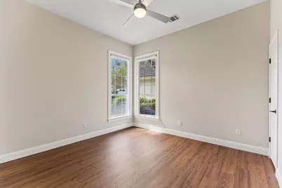 347 The Hills Drive, The Hills, TX 78738 - Photo 33