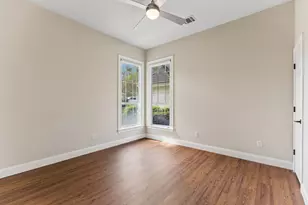 347 The Hills Dr, The Hills, TX 78738 - Photo 33
