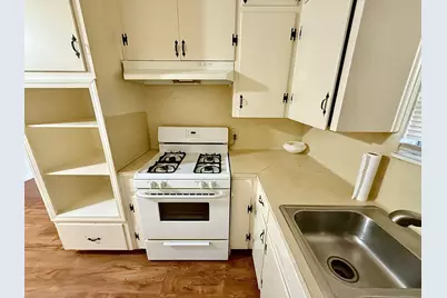 2411 S 5th Street #1, Austin, TX 78704 - Photo 5