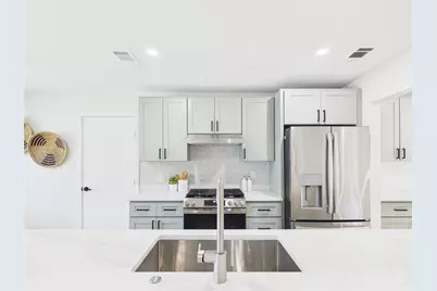 7312 Bucknell Drive, Austin, TX 78723 - Photo 3