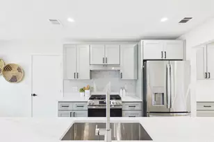 7312 Bucknell Dr, Austin, TX 78723 - Photo 3