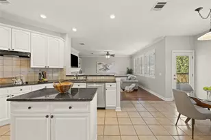 12430 Fairfax Ridge Pl, Austin, TX 78738 - Photo 13