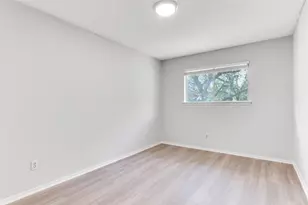 8015 Scotland Yard, Austin, TX 78759 - Photo 17