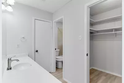 8015 Scotland Yard, Austin, TX 78759 - Photo 13