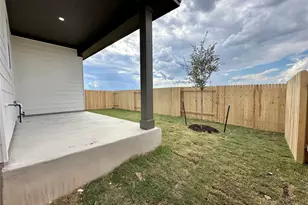 526 Elephant Island Loop, Kyle, TX 78640 - Photo 13