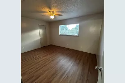 7204 Creekside Drive #B, Austin, TX 78752 - Photo 11