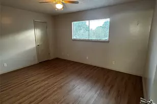 7204 Creekside Dr, Austin, TX 78752 - Photo 11
