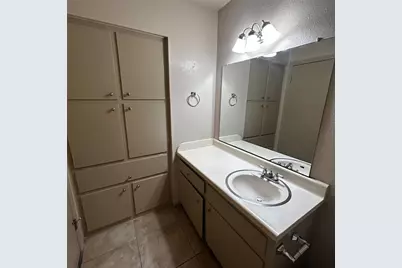 7204 Creekside Drive #B, Austin, TX 78752 - Photo 15