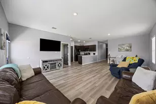 2402 Sunray Ct, Lockhart, TX 78644 - Photo 13