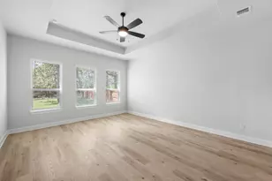 166 Loysoya St, Bastrop, TX 78602 - Photo 5