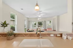 202 Palmetto Dr, Georgetown, TX 78633 - Photo 11