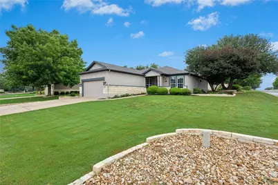 202 Palmetto Drive, Georgetown, TX 78633 - Photo 3