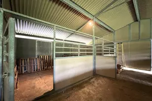 298 Jenkins Rd, Cedar Creek, TX 78612 - Photo 31