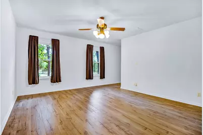 298 Jenkins Road, Cedar Creek, TX 78612 - Photo 17