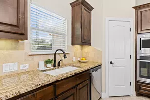 206 Campo Colinas Dr, Bertram, TX 78605 - Photo 9
