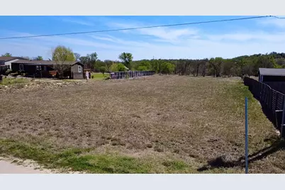 310 Rancho Linda Drive, Lockhart, TX 78644 - Photo 5