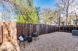 1106 Lambie St, Austin, TX 78702 - Photo 17