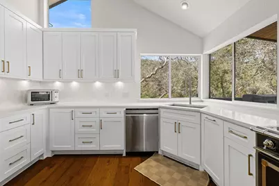 1517 Wild Cat Hollow, West Lake Hills, TX 78746 - Photo 13