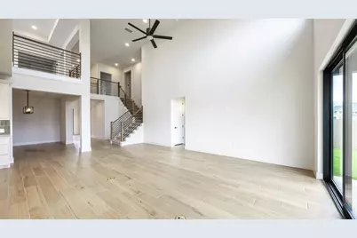 9004 Fallkill Drive, Austin, TX 78744 - Photo 7