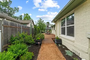 1908 W 37th St, Austin, TX 78731 - Photo 23
