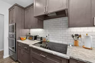 494 Flash Cir, Luling, TX 78648 - Photo 11