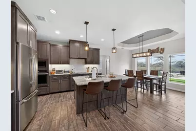 494 Flash Circle, Luling, TX 78648 - Photo 9