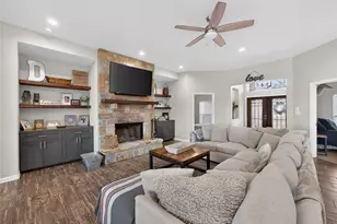 494 Flash Cir, Luling, TX 78648 - Photo 7