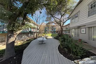 300 Crockett St, Austin, TX 78704 - Photo 29