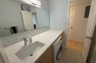 300 Crockett St, Austin, TX 78704 - Photo 11