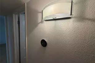 300 Crockett St, Austin, TX 78704 - Photo 17