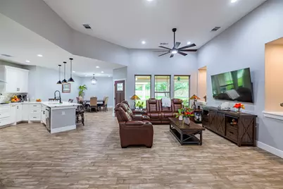 200 Wood Cove, Georgetown, TX 78633 - Photo 9