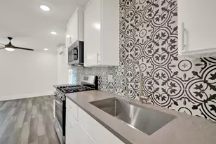 2101 Benwick Cir, Austin, TX 78723 - Photo 9