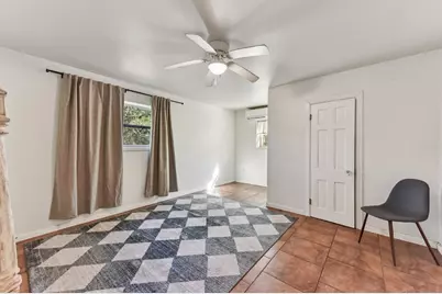 111 Post Oak Drive, Elgin, TX 78621 - Photo 31