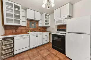 111 Post Oak Dr, Elgin, TX 78621 - Photo 31