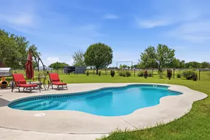 339 Co Rd 368, Taylor, TX 76574 - Photo 31