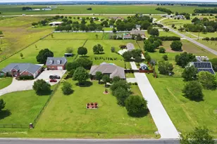 339 Co Rd 368, Taylor, TX 76574 - Photo 1