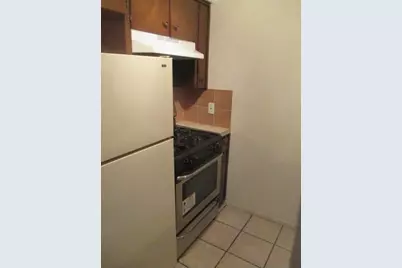 312 E 43 Street #204, Austin, TX 78751 - Photo 5
