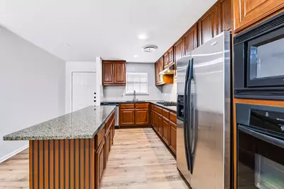 301 Carothers Street, Copperas Cove, TX 76522 - Photo 9