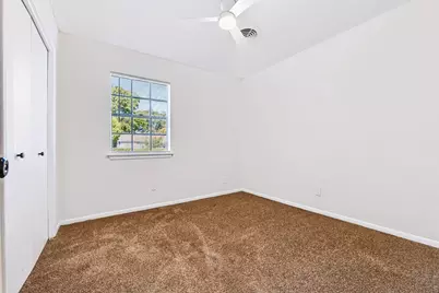 301 Carothers Street, Copperas Cove, TX 76522 - Photo 11