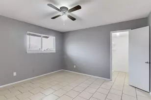 6605 Deatonhill Dr, Austin, TX 78745 - Photo 11