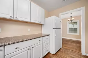 1817 W 36th St, Austin, TX 78731 - Photo 11