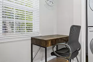 1137 Richardine Ave, Austin, TX 78721 - Photo 17