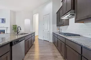 200 Brentwood Dr, Austin, TX 78737 - Photo 9