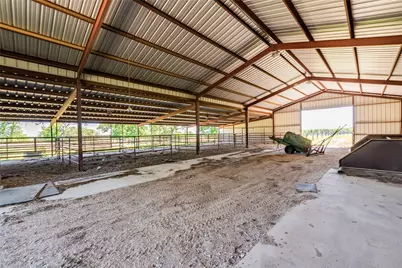 17270 Fm 112, Thrall, TX 76578 - Photo 33