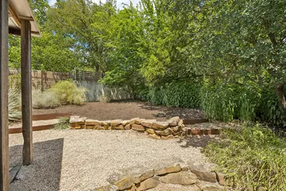 2604 Sol Wilson Avenue, Austin, TX 78702 - Photo 27