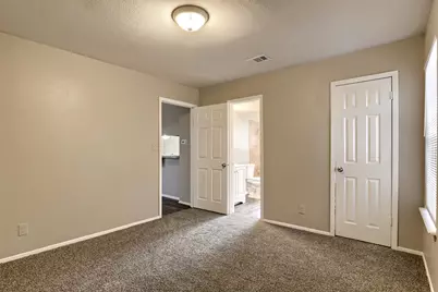 1302 Radcliff Drive #B, Austin, TX 78752 - Photo 7